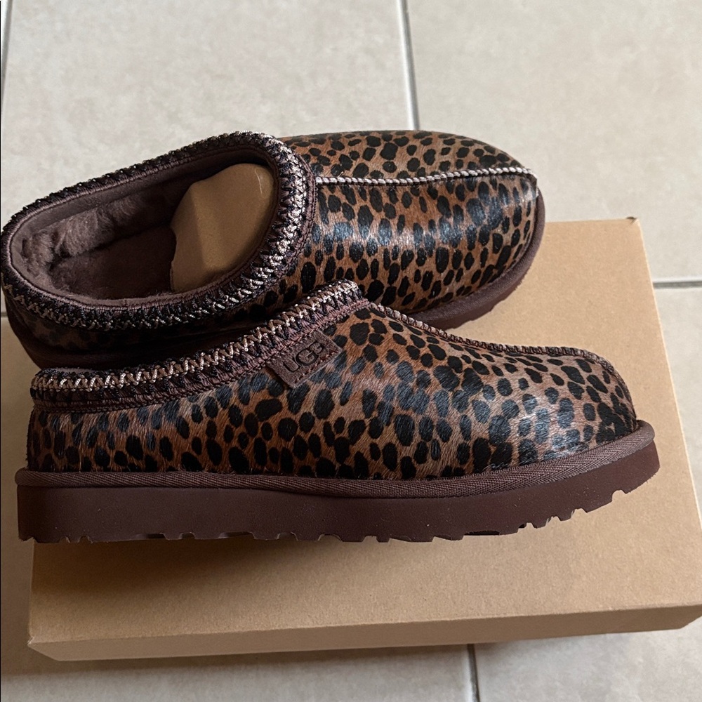 UGG Women’s Tasman Caspian Slippers - Picture 3 of 4